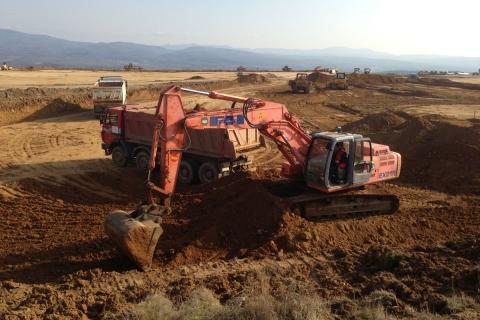 Earthworks machines